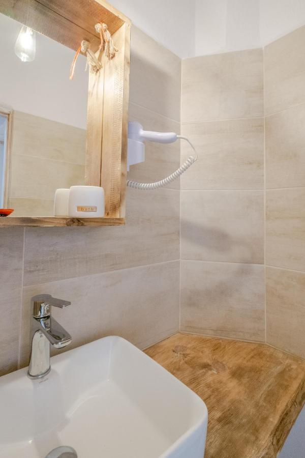 Irtakina Apartment Sougia